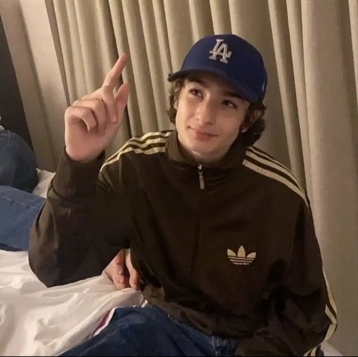 thumbnail-0